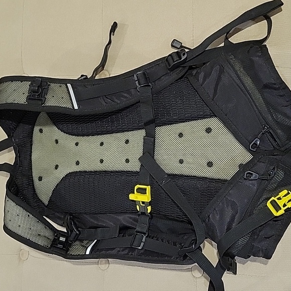 Black Ryno Rhino Backpack - Picture 3 of 3